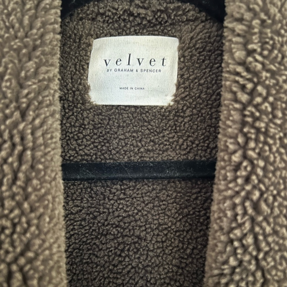 Teddy Vest - Picture 2 of 3